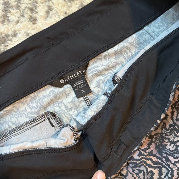 ATHLETA Trekkie North Jogger | size 12 | abstract soft tones - Picture 15 of 15